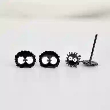UTD 925 Silver Stud Earrings