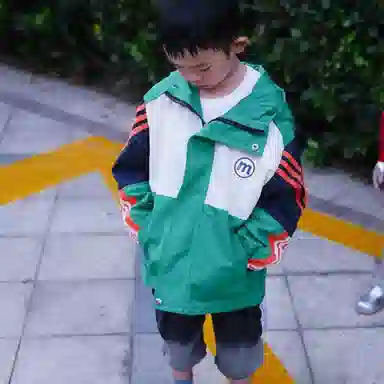 十月妈咪 拼色休闲连帽拉链上衣夹克外套春秋 儿童款