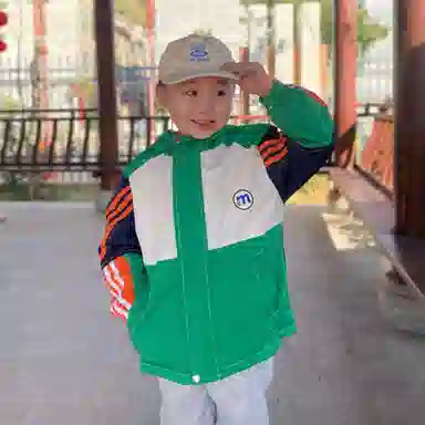 十月妈咪 拼色休闲连帽拉链上衣夹克外套春秋 儿童款