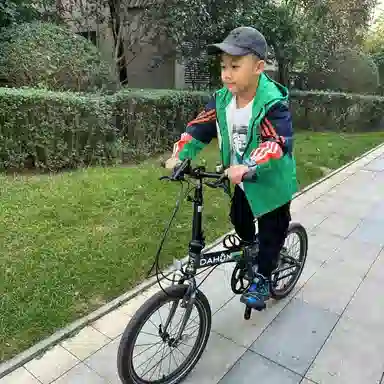 十月妈咪 拼色休闲连帽拉链上衣夹克外套春秋 儿童款