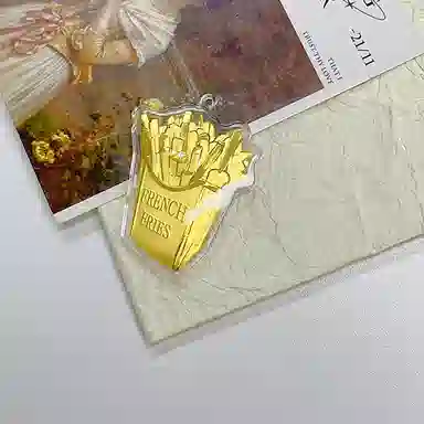 凤庙珠宝 薯条 可爱小巧精致温柔幸运小众浪漫甜蜜创意设计感#好运 金 挂件 男女同款情侣款