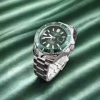 STUHRLING 42mm 3950Agreen