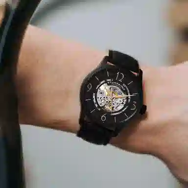 STUHRLING 42mm 557.03