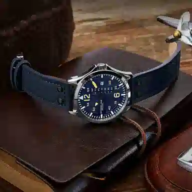 STUHRLING 43mm 100 3916.4