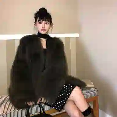 Coco Limited Saga Fox Fur V-Neck Coat