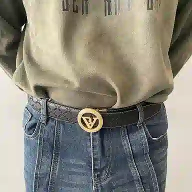 Nine Nail Retro Leather Belt