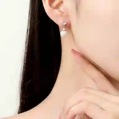 S925