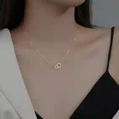 S925