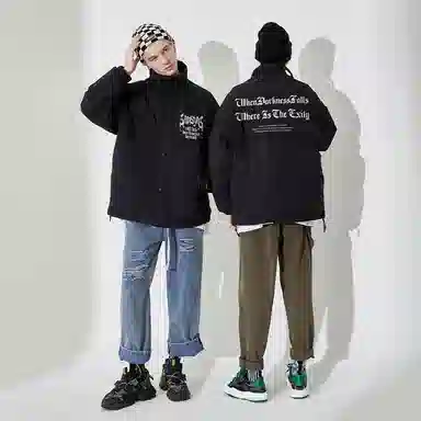 木村三社 哥特字母印花宽松棉服 男女同款 黑色