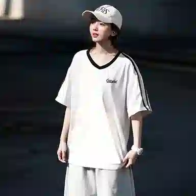 Colorful Creations LogoVT