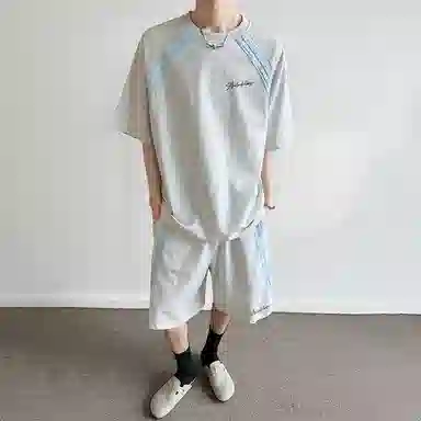 Colorful Creations logoT