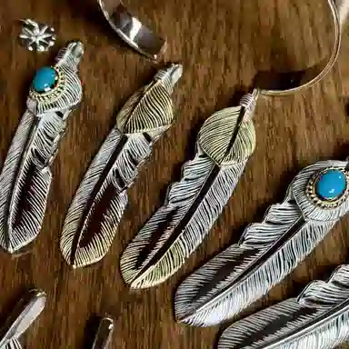 GOD SUNS Feather Pendant LL