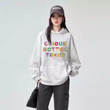 棉购 美式连帽彩色字母印花上衣潮流时尚学院街头风落肩袖加绒保暖秋冬卫衣男 女款