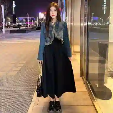 棉购 做旧毛边流苏长袖牛仔外套设计感宽松短款连衣裙裙装套装 女款