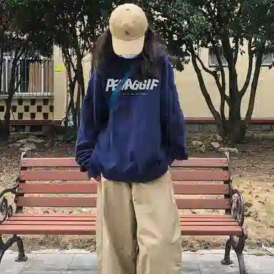 棉购 街头潮流简约字母印花宽松舒适卫衣 男女同款