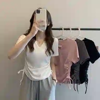 V T