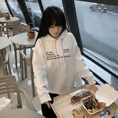 棉购 美式复古字母印花连帽重磅高街通勤长袖卫衣 女款