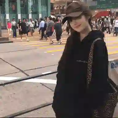 棉购 韩版简约印花连帽衫外套长袖加绒加厚休闲套头卫衣 女款