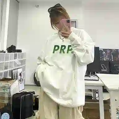 棉购 简约风小清新字母印花多巴胺休闲上衣潮流时尚百搭学院风加绒加厚连帽长袖卫衣 女款