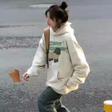 棉购 小羊印花连帽甜美风宽松百搭学生慵懒风设计感休闲长袖卫衣 男女同款