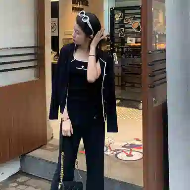 Valeria Obbaco VO Logo