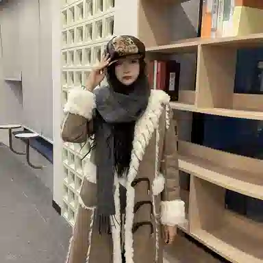 梦特娇 白色秋冬简约百搭流苏点缀保暖 羊毛 绒线围巾 男女同款情侣款