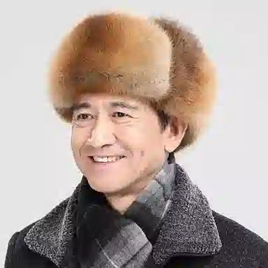 梦特娇 秋冬东北户外护耳中老年人保暖 人造革 雷锋帽 男款