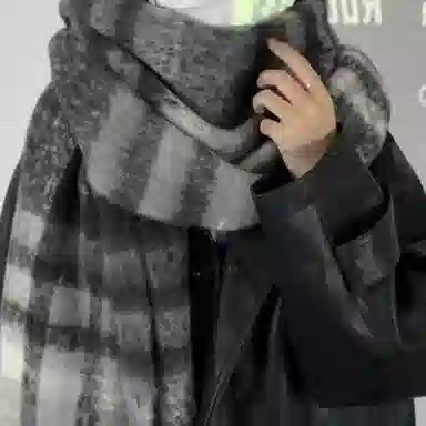 梦特娇 美拉德色系加厚长款保暖氛围感 绒线围巾 男款