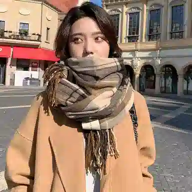 梦特娇 秋冬韩版格子流苏学院风 仿羊毛 绒线围巾 男款