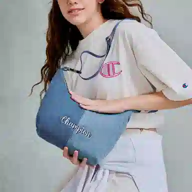 Champion Lunch Box Handbag