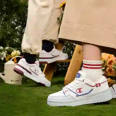 Champion Trainer Skate V1 Milk White/Sunrock Gray