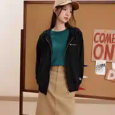 Champion FW24 WOMEN'S BASIC Logo