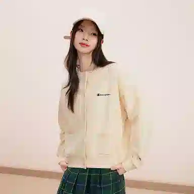 Champion FW24 WOMEN'S CASUAL Logo