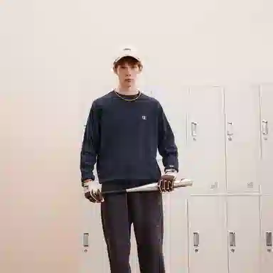 Champion FW24 BASIC C-Logo