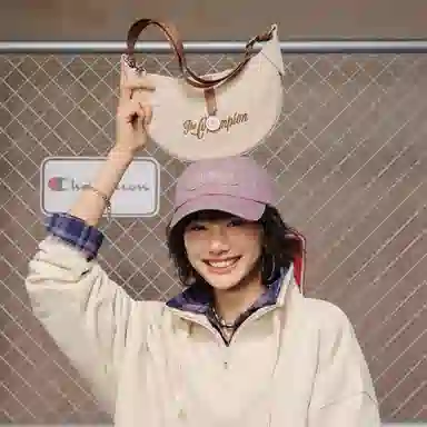 Champion Half moon Shoulder EC SS26