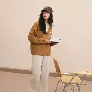 Champion FW24 WOMEN'S CASUAL V