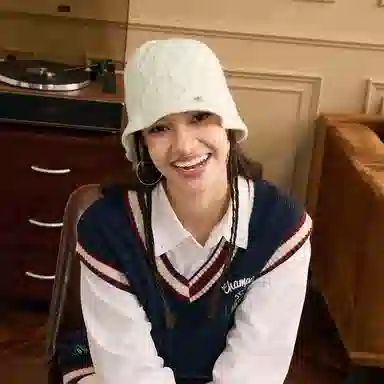 Champion FW24 C-Logo