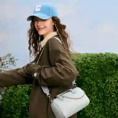 Champion Sweetheart Chain Bag Small