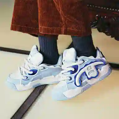 Champion Essentials TronSkateV1 Logo
