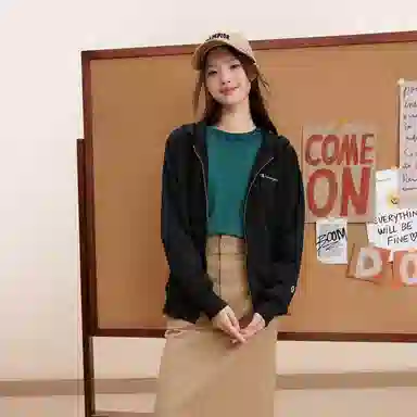 Champion FW24 WOMEN'S BASIC Logo