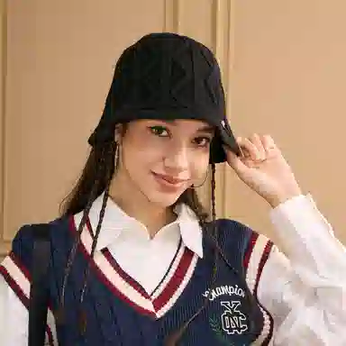 Champion FW24 C-Logo