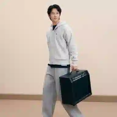 Champion Reverse Weave Logo