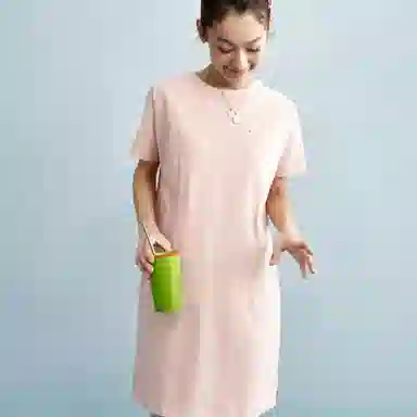 Champion WOMEN'S BASIC SS24 Logo