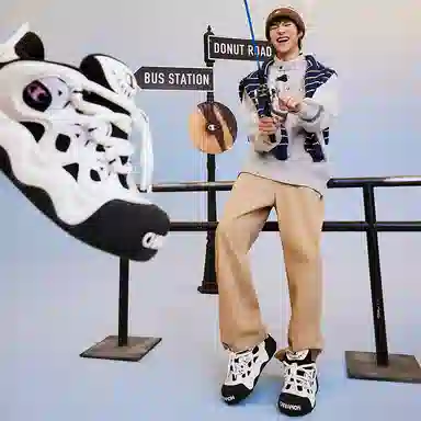 Champion Puffy Donut