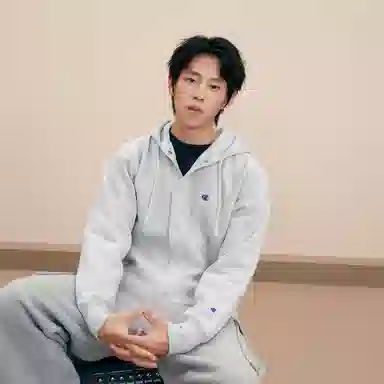 Champion Reverse Weave Logo