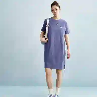 Champion WOMEN'S BASIC SS24 Logo