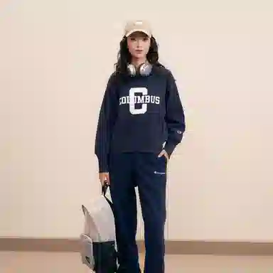 Champion FW24 WOMEN'S CASUAL CLogo