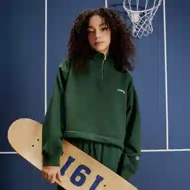 Champion WOMEN'S CASUAL SS24 Logo