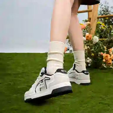 Champion Street Skater 1