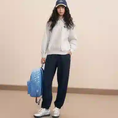 Champion FW24 WOMEN'S CASUAL Logo